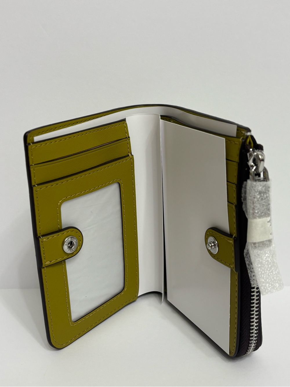 NWT kate spade Haircalf Small L-zip Wallet - Picture 7 of 8